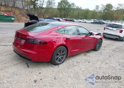 2025 Tesla Model S Rear-Wheel Drive z USA, uszkodzony, nr VIN 5YJSA1E52SF549185
